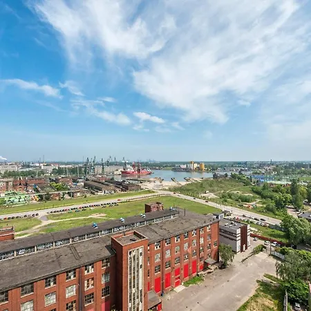 Bastion Walowa By Blue Mandarin